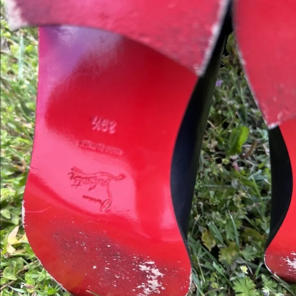 Christian louboutin Black Leather Round Toe Studded Spike Riding Boots Size 39.5 - Picture 8 of 10